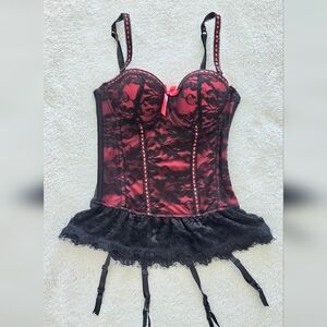Elegant Black and Red Lace Bustier